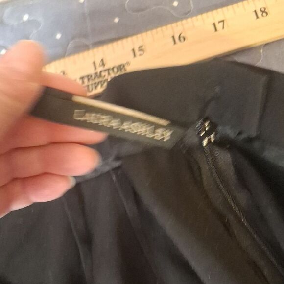 Laura Ashley Women's Black Pants - Picture 5 of 8